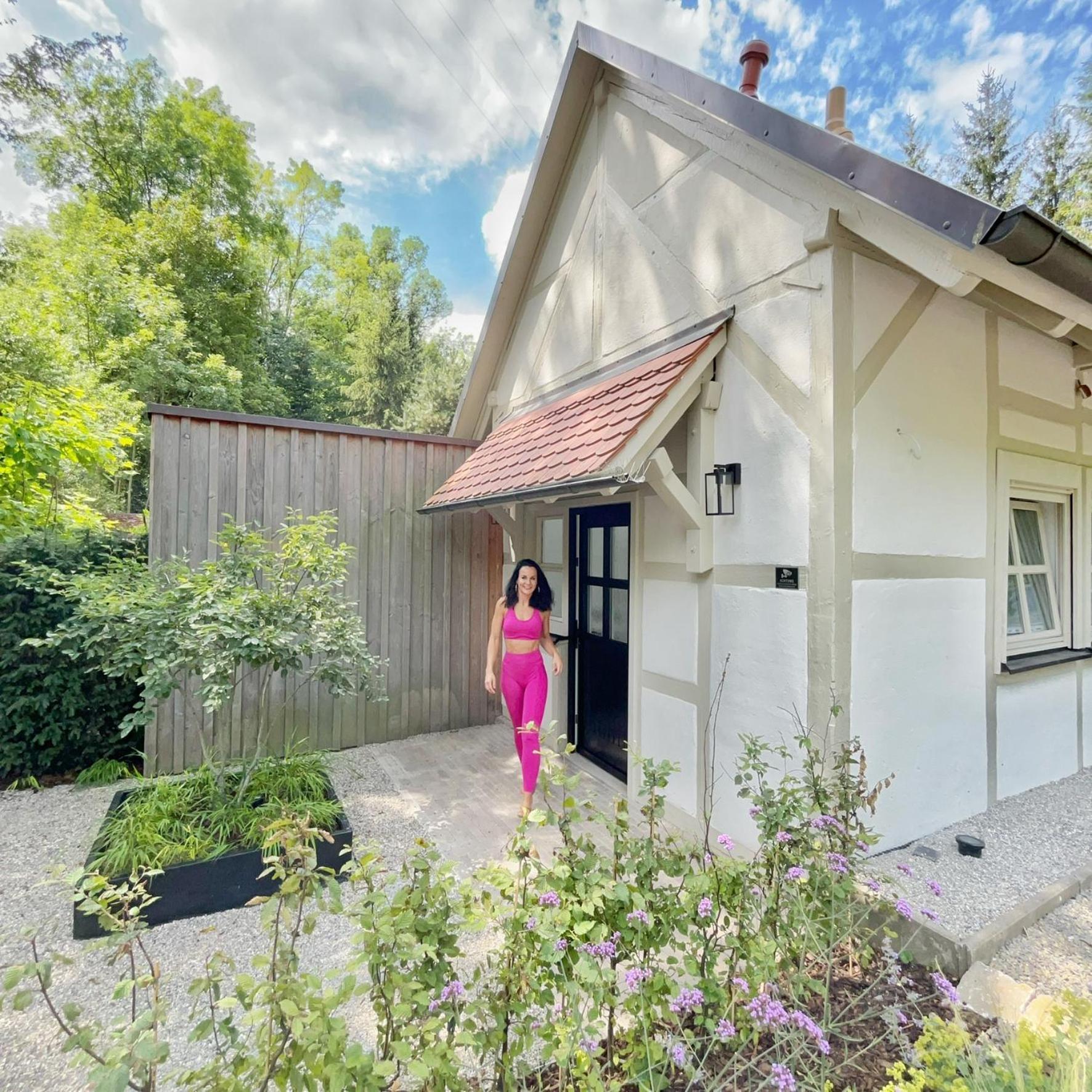 Tauberchalet I Boutique-Ferienhaus Mit Sauna, Whirlpool & Natur I 10Min Walk To Historic Old Town 罗滕堡 外观 照片